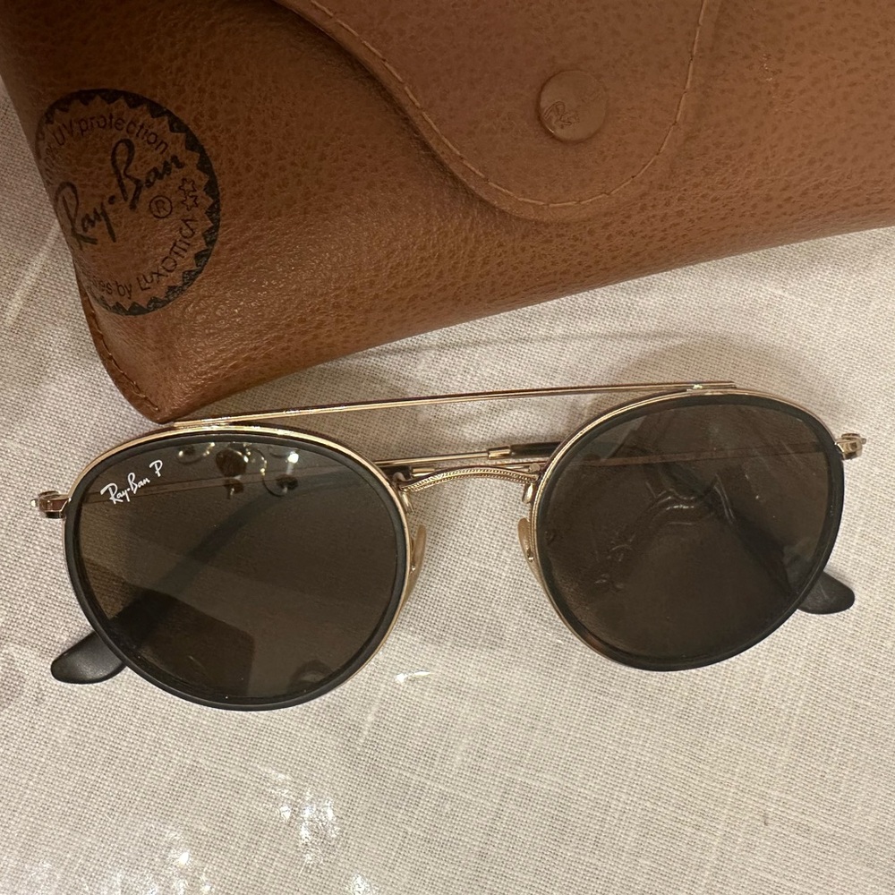 Ray-Ban polarized Brown Round Sunglasses with case